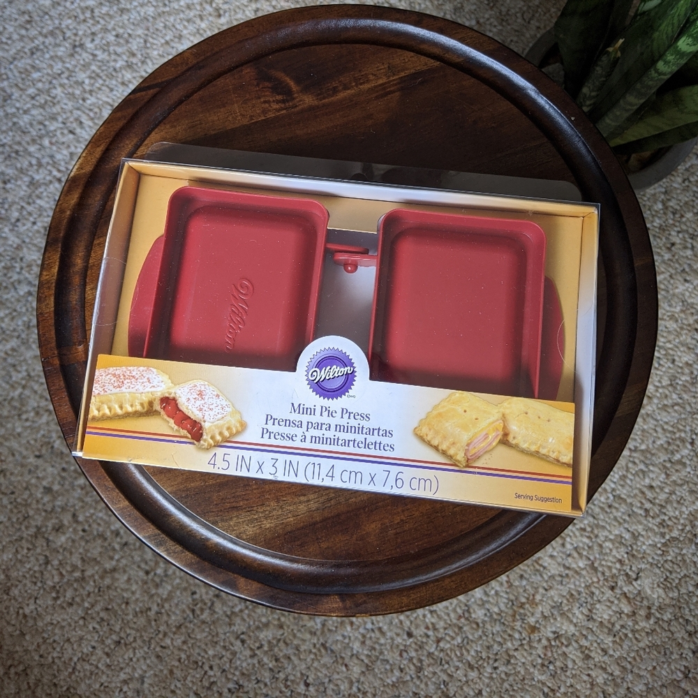 Pie Press✨ Make me an offer!